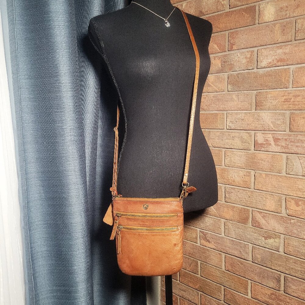 COCHOA Crossbody Sling Bag Small Caramel Brown Leather Purse Vintage